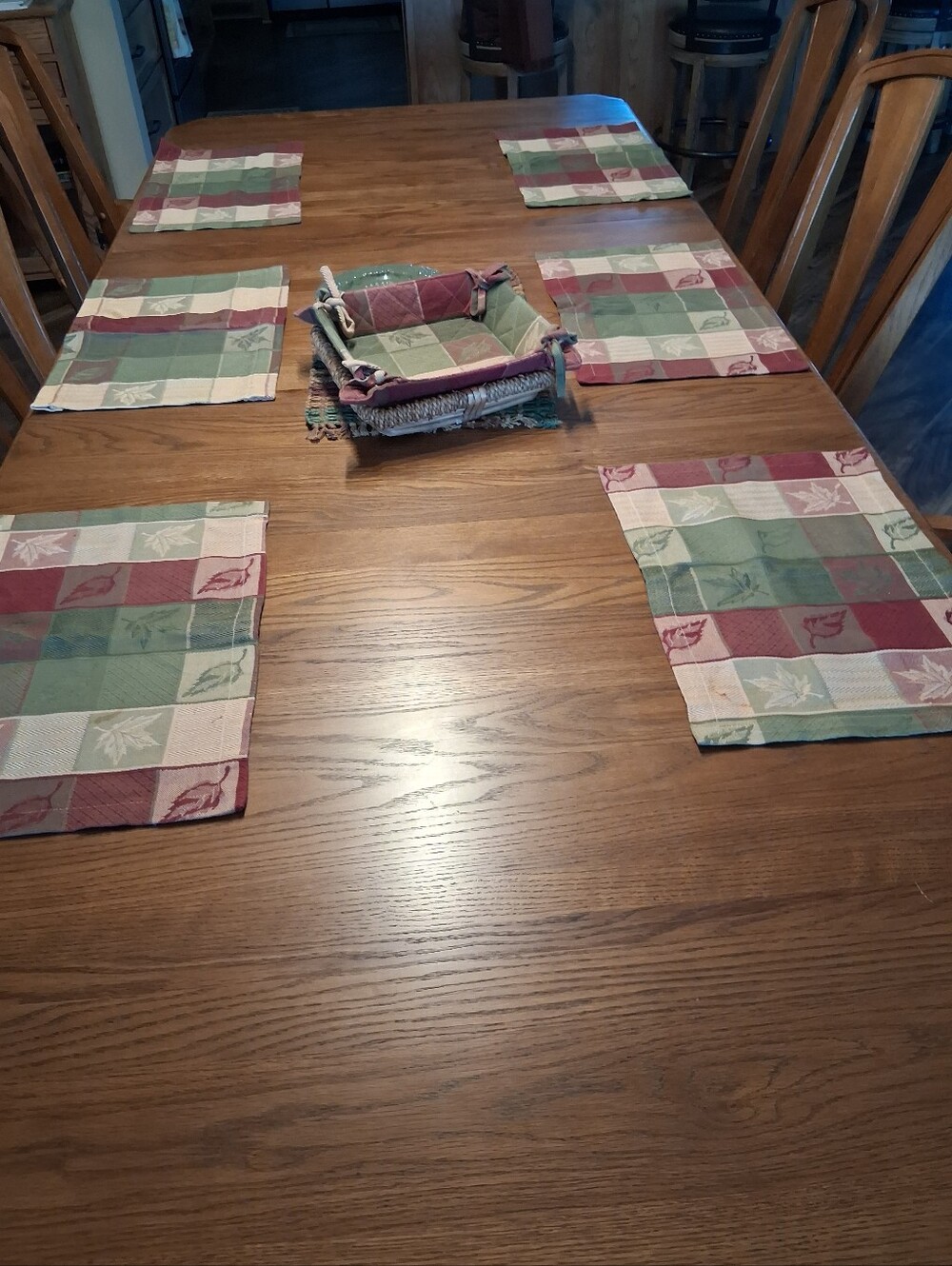 Autumn themed tabletop in earthly burgundy and greens -10 pc. set
